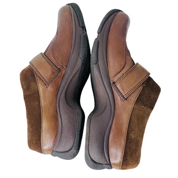 Dansko Kaya Mule Clogs Round Toe Button Leather Brown Womens Size 37 US 6.5-7 - Picture 3 of 11